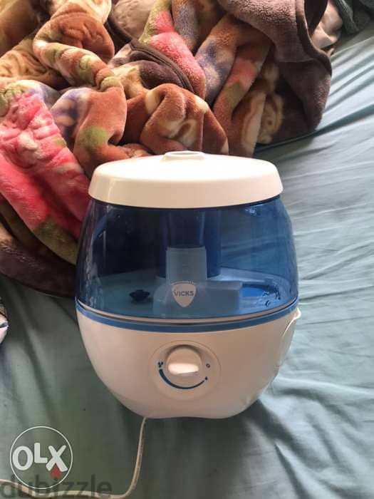 Vicks Humidifier whit projector in mahboula 1