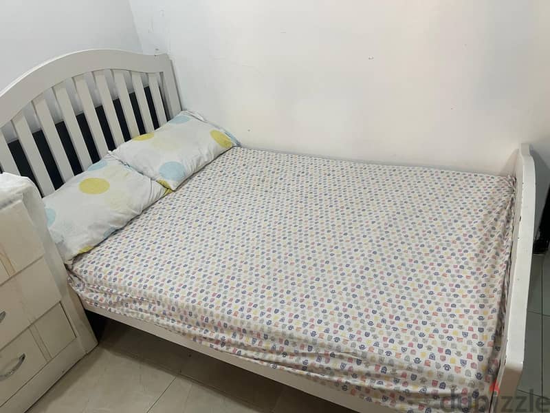 Flat for rent with all house hold items @ Mangaf Block-04 1