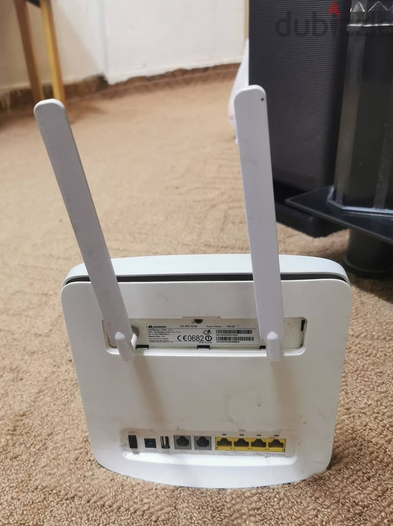 Zain & Ooreedoo  Huawei 4G+ Router in perfect condition for sale 2