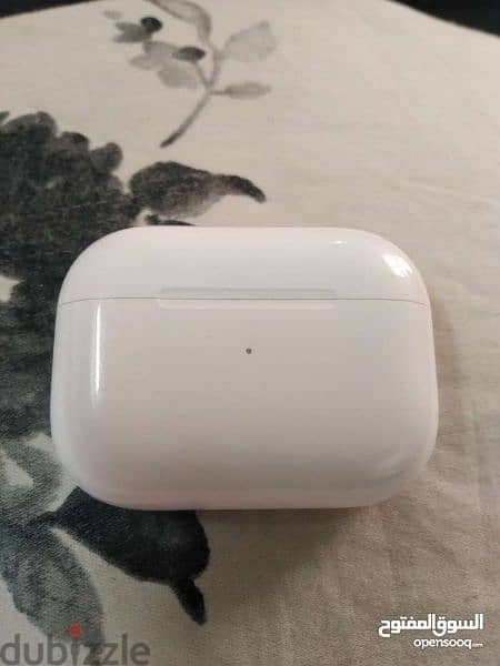Apple Vietnamese AirPods Pro 1 right side original new in Balserial 2