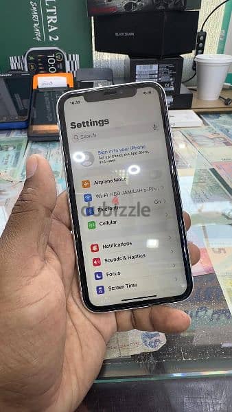 iPhone Xr 128gb BH78% Very clean condition 2