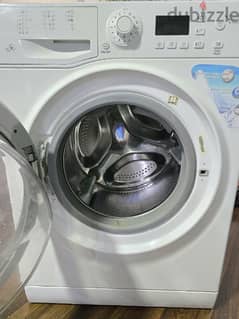 Ariston 8/6 washer dryer for sale
