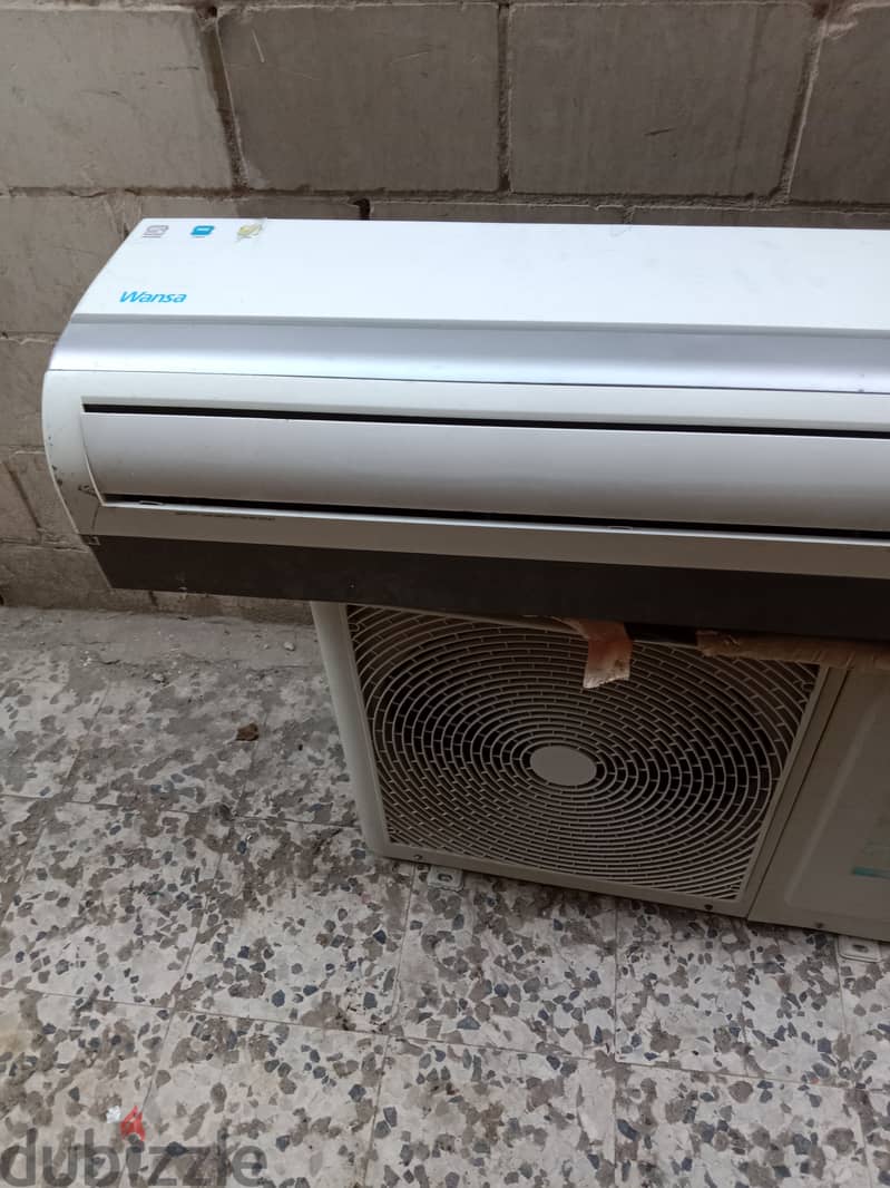 Air condition for sale 2.5. Ton 1