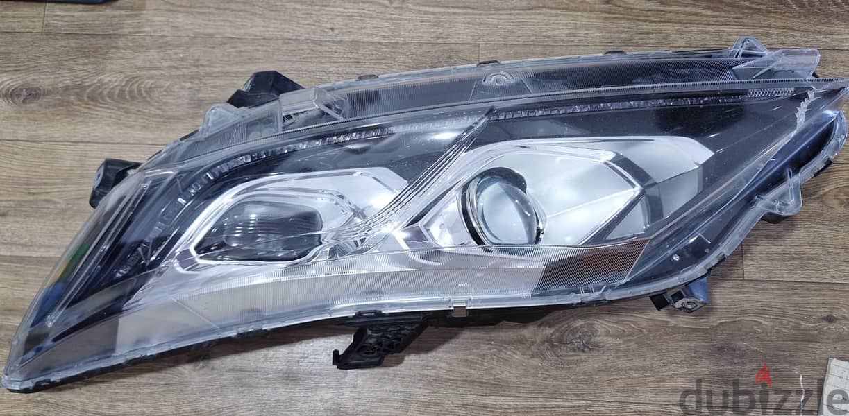 Eclipse Cross Head Lamp 0