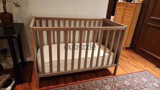 Ikea baby crib with mattress