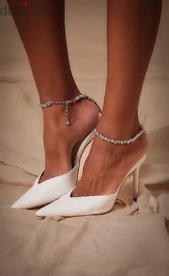 Point Toe Diamante Chain Back High Heeled Courts