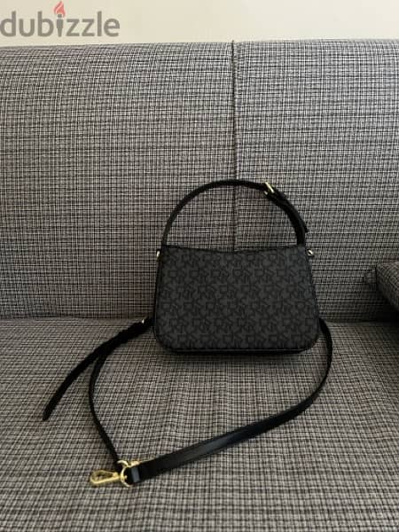 Hand bag for sale 1