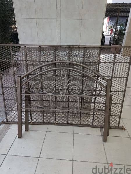 Iron bed size 120/190, strong and heavy 2
