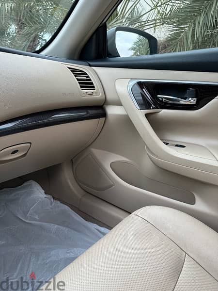 Very Clean Nissan Altima V6 2013 10