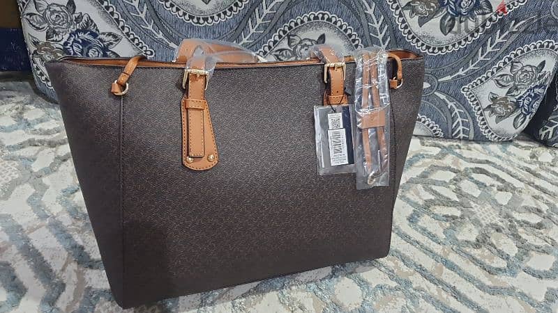 Urgent New milano bag for sale 3