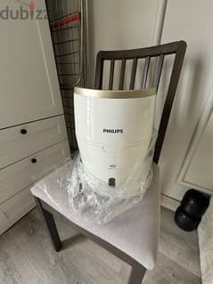 Philips Humidifier with 2 filters