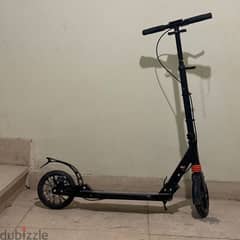 Strong and Comfortable Kick Scooter for Sale - Great Condition!