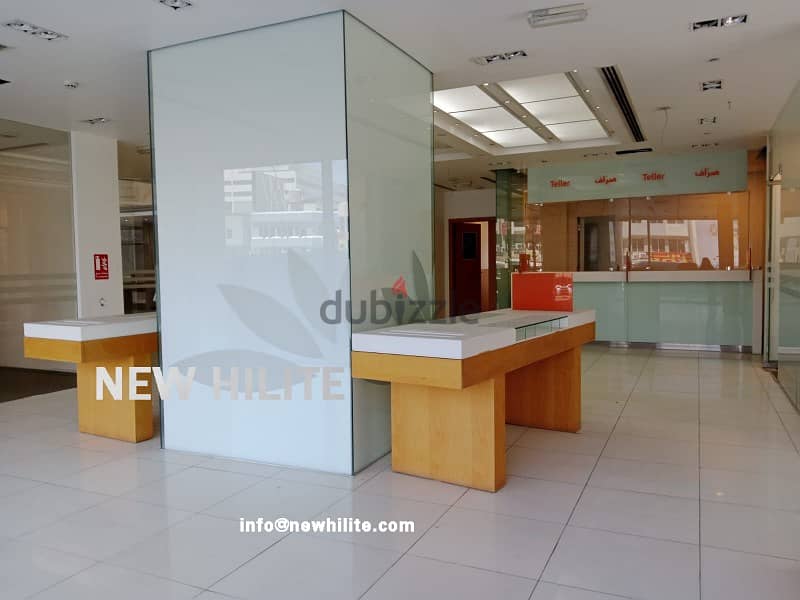 COMMERCIAL SPACE FOR RENT IN QIBLA, KUWAIT 0