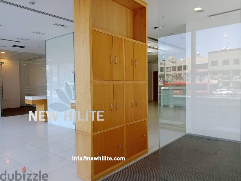 COMMERCIAL SPACE FOR RENT IN QIBLA, KUWAIT 3