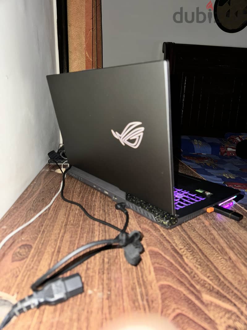 ASUS ROG STRIX G713RM Gaming Laptop 2