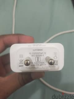 realme charger 100volts