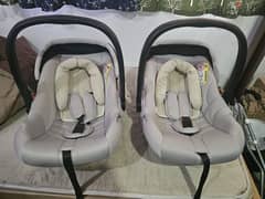 Line new unused baby seats