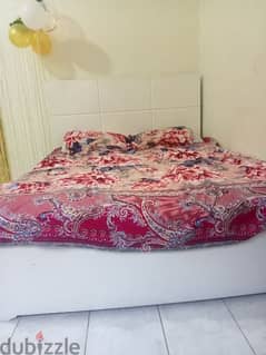 bed and almiraa for sale 0