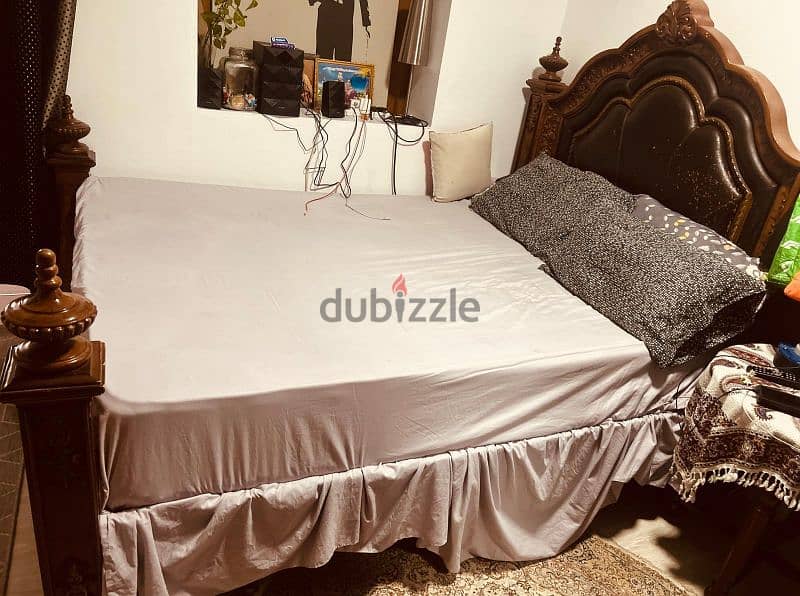 queen size bed with mattress 2