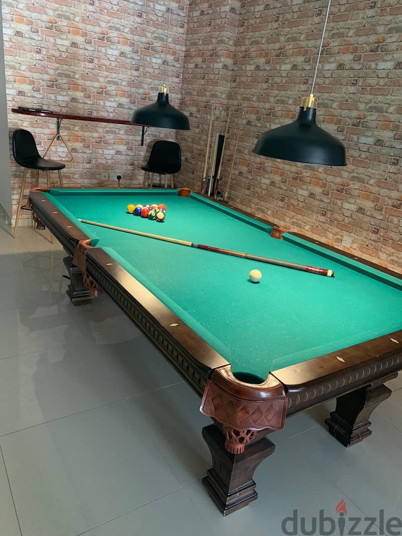 Full size Pool Table 0