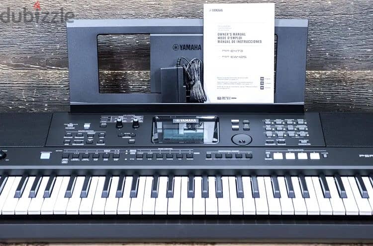 Yamaha PSR-E473 Digital Keyboard 61-Key with Touch-Sensitive Portable 1
