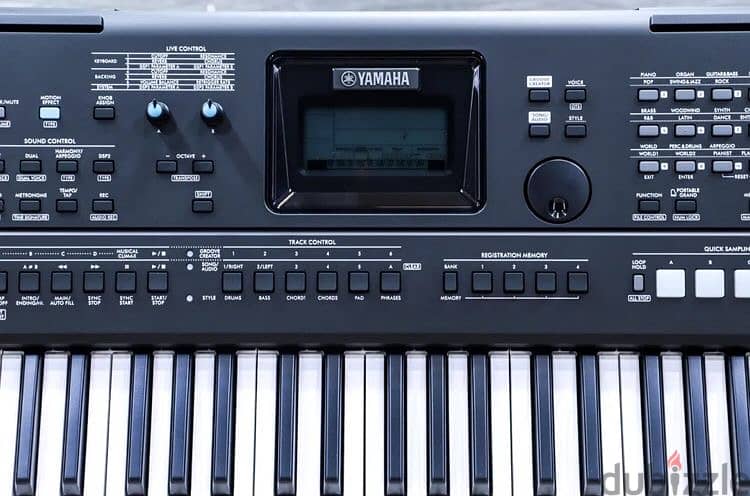 Yamaha PSR-E473 Digital Keyboard 61-Key with Touch-Sensitive Portable 4