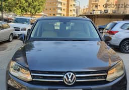 Volkswagen Touareg 2015 0