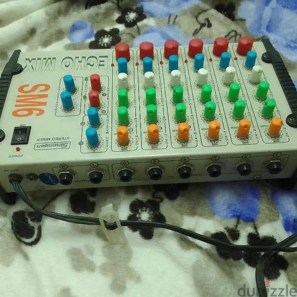 stereo 6 channel mixer effect available . 7