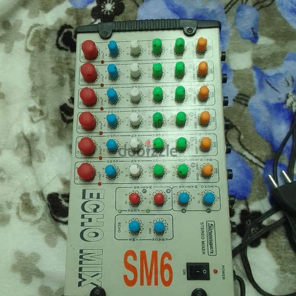 stereo 6 channel mixer effect available . 10