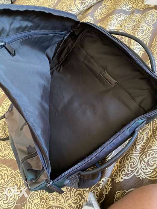 Fossil Laptop or any thing can use it heavy Duty bag. 2