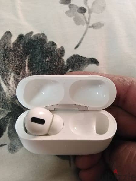 Apple AirPods Pro 1 left side, new original with serial number 1