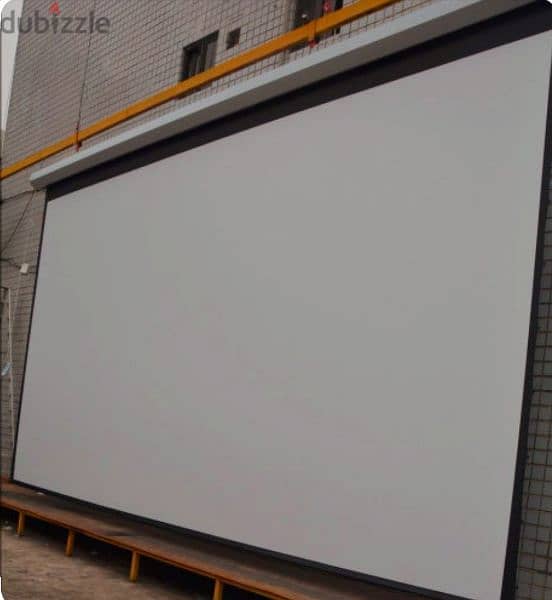 Benq SX920 5000lum projector with motorized screen 2