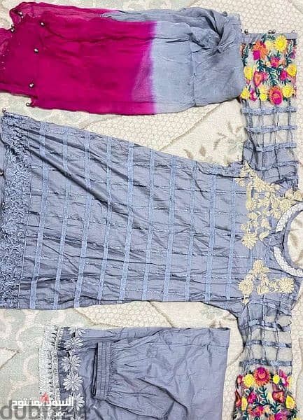 Pakistani dresses ready to wear for sale. 17