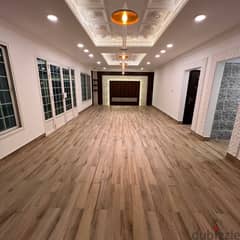 Floor for rent in Salwa Block 11 0