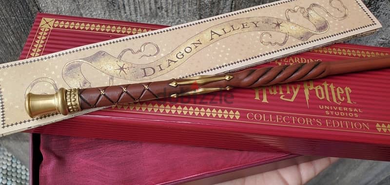 HARRY POTTER LIMITED EDITION WAND 0