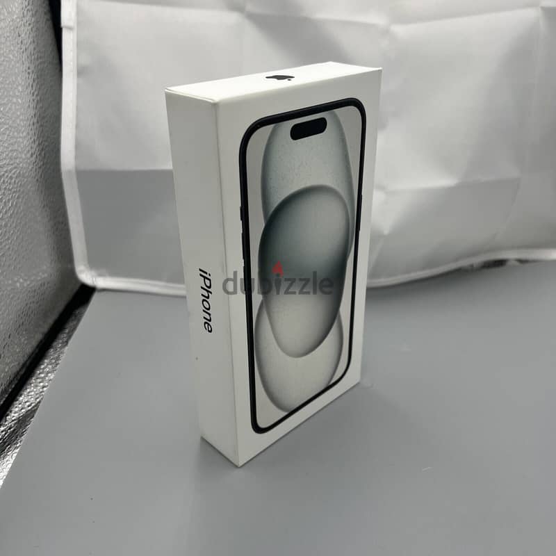 Apple iPhone 15 Pro Max - 256 GB - Multicolor (Unlocked) (Single SIM) 1