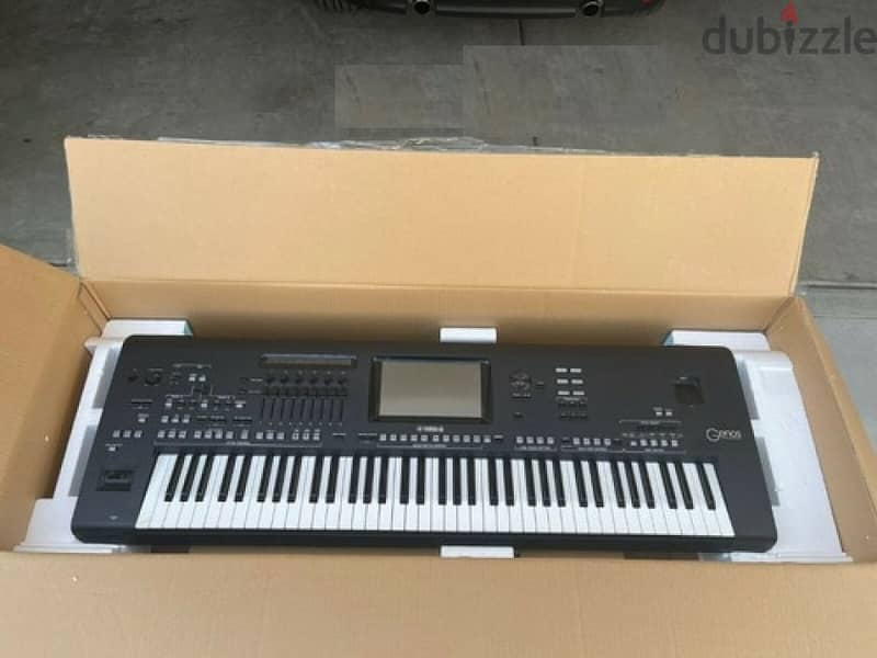 Yamaha genos + GNS-MS01 piano keyboard 0