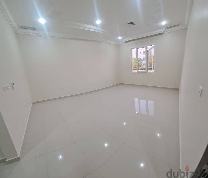 very nice super clean big flat in Fintas 2