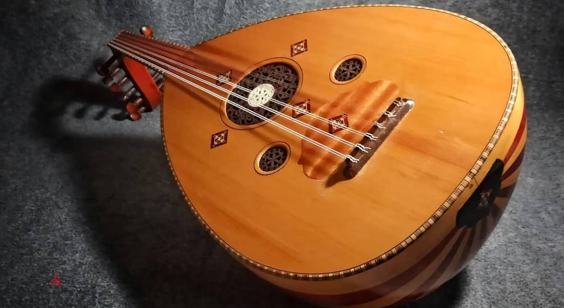 PROFESSIONAL ARABIC OUD MADE BY ZERYAB NAHAT STYLE OUD INSTRUMENT 1