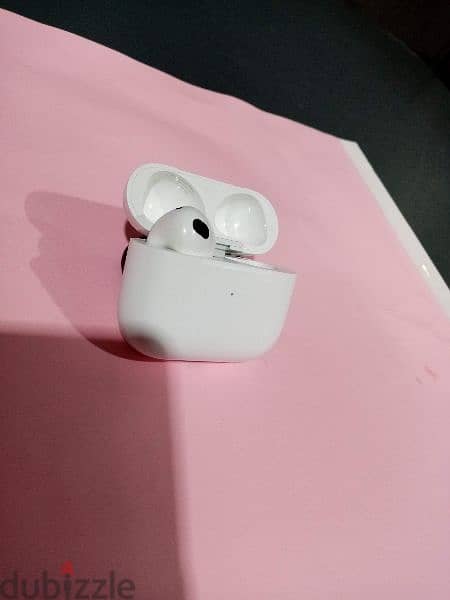 Apple AirPods 3 Vietnamese left side, original, new with serial number 3