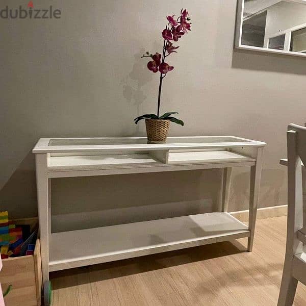 I m selling my IKEA LIATORP console Table. 2