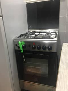 4 BURNER STOVE WITH GAS OVEN
