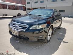 Ford Taurus 2012, engine, gear, Ac in good condition only 900 kd