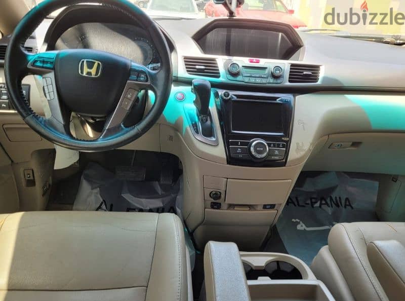 Honda Odyssey 2014 3