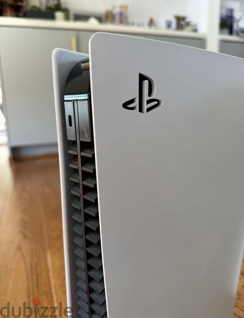 Sony PlayStation 5 Disc Edition 825GB Home Gaming Console - White *WOR 3