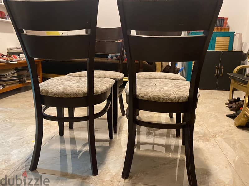 4 Chairs 1