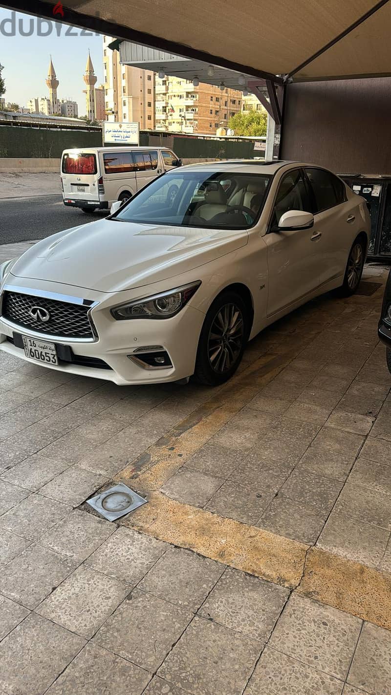 2018 Infiniti Q50 First owner Top condition 0