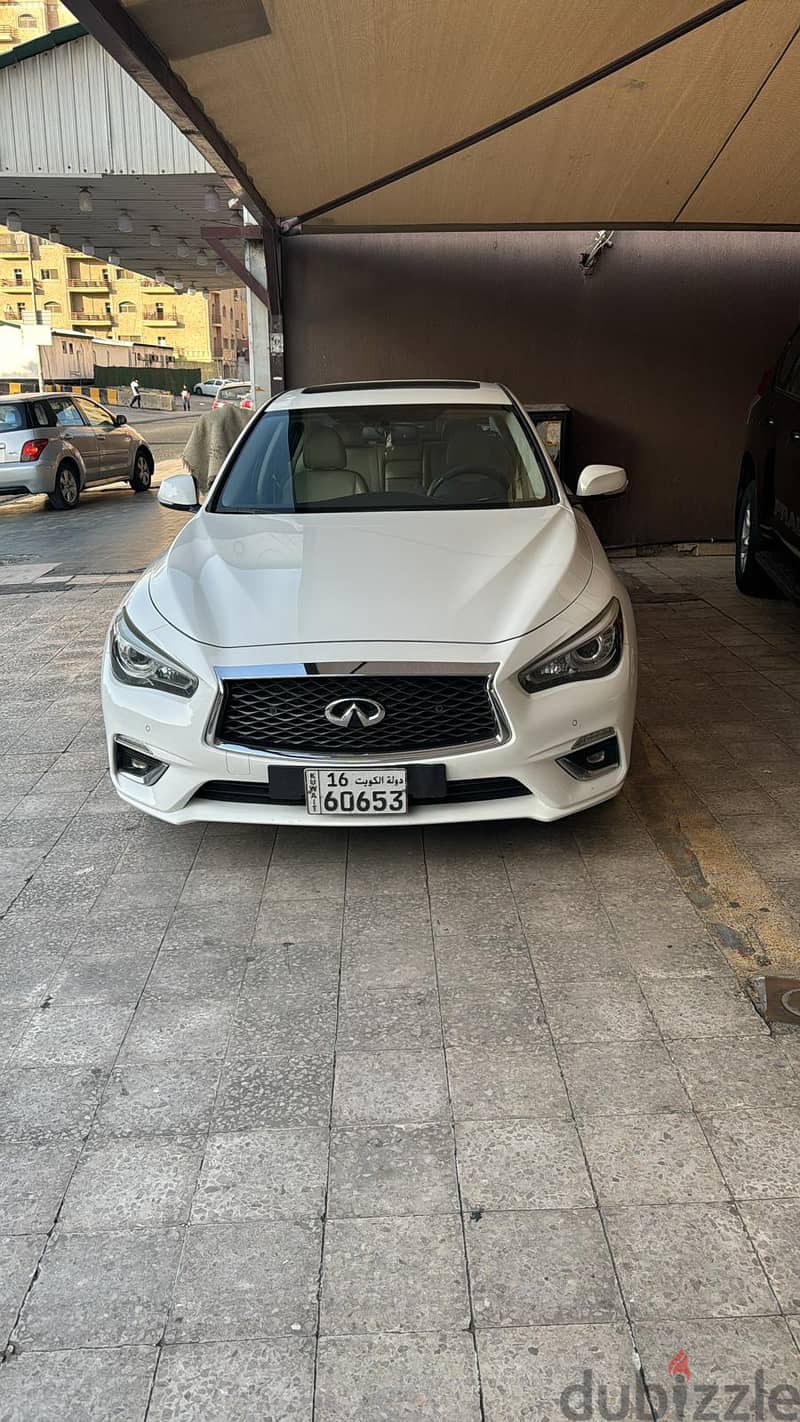 2018 Infiniti Q50 First owner Top condition 5