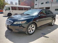 Ford Taurus 2012 in neat condition only 750 kd last and final hurry up