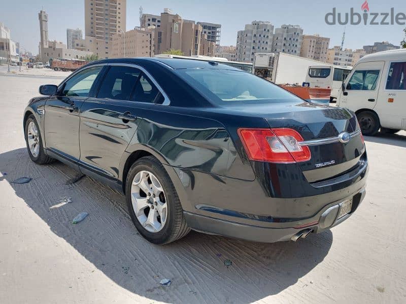 Ford Taurus 2012 in neat condition only 750 kd last and final hurry up 4